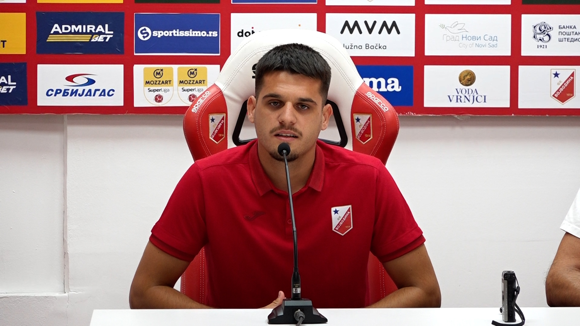 Novi Sad, Dejan Zukic kapiten FK Vojvodina, zajedno smo sa navijacima svim srcem uz ovaj klub